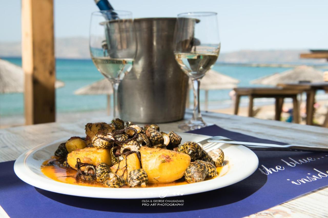 Molos Beach Rooms Kissamos Exterior photo