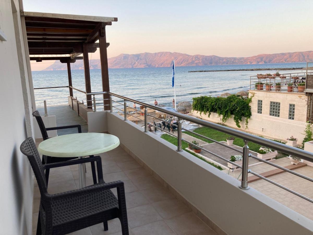 Molos Beach Rooms Kissamos Exterior photo