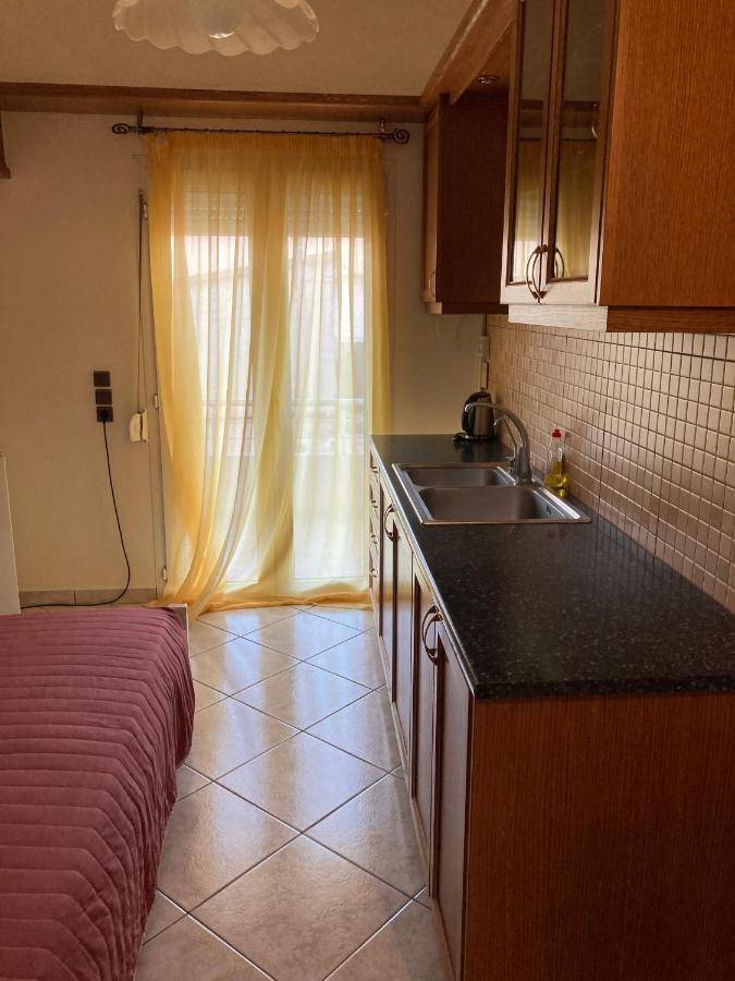 Molos Beach Rooms Kissamos Exterior photo