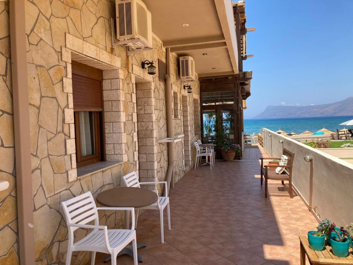 Molos Beach Rooms Kissamos Exterior photo